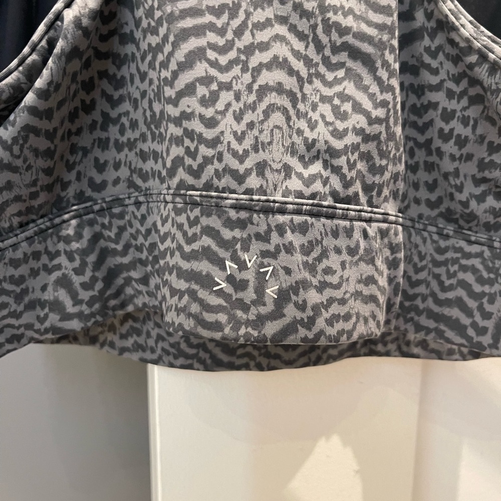 Varley Gray Patterned Racerback Sports Bra - Picture 4 of 4